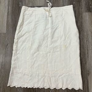 Mac & Jac: Women’s white skirt